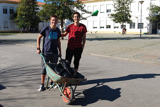 Vamos_embelezar_escola4